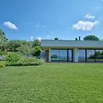 Vila Villasgarda - *