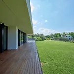 Vila Villasgarda - *