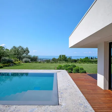 Villasgarda - *