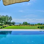 Βίλα Villasgarda -