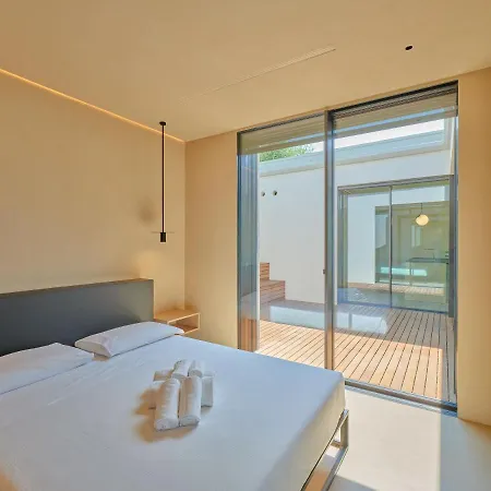 Вілла Villasgarda - *