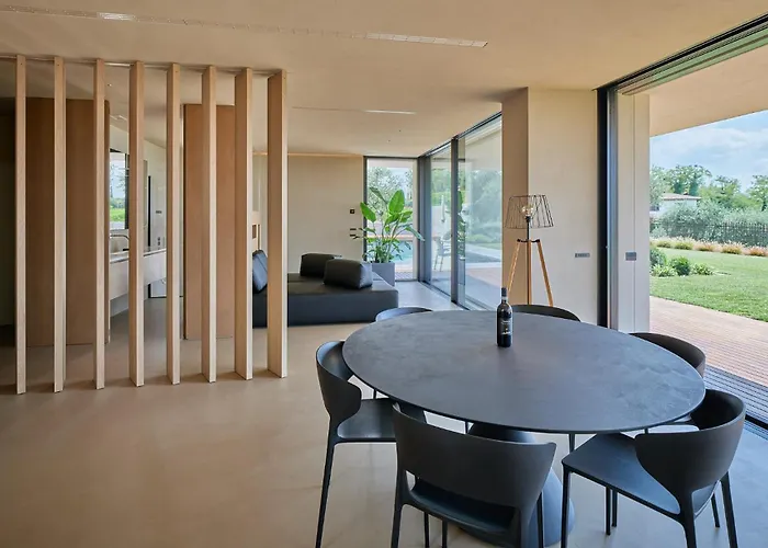 فيلة Villasgarda - *